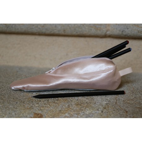 Trousse chausson